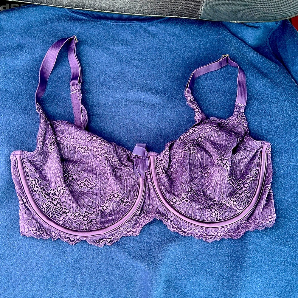 Adore Me purple light used lace bra